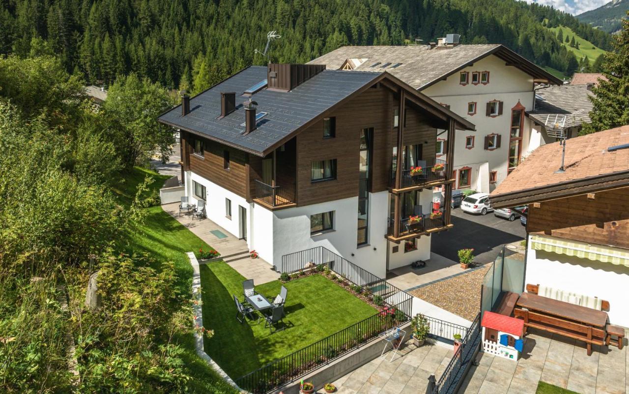 Chalet Miriam Apartamento Selva di Val Gardena Exterior foto